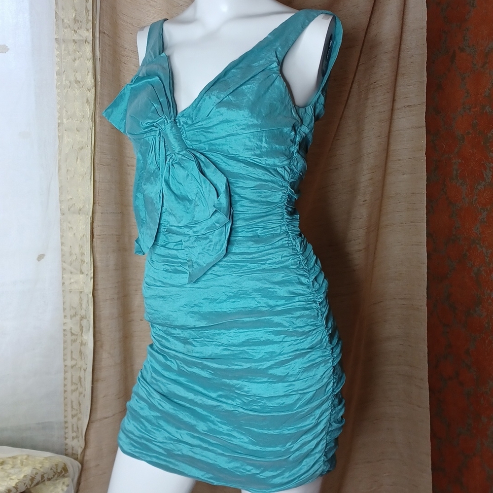Bcbg Maxazria Party Dress Lined 8